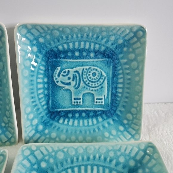 ROSCHER Blue African Elephant Jungle 6" Square Stoneware Plates Set of 4 - Picture 5 of 9